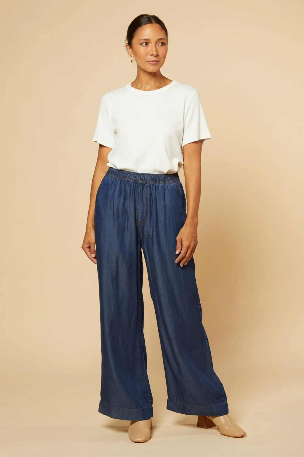 Breezy Regular Length Relaxed Tencel Pant in Dark Wash