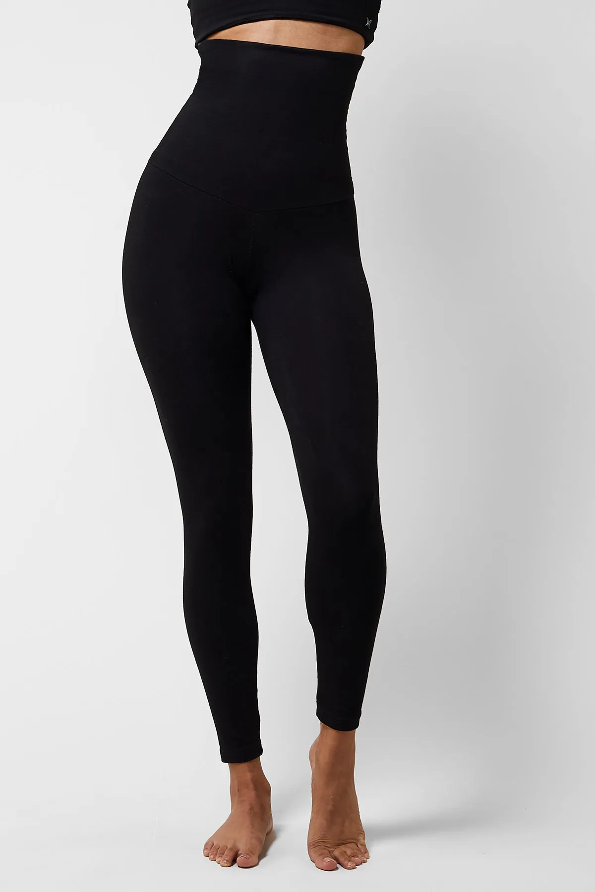 Extra Strong Compression Waist Enhancing Leggings with Tummy Control Black