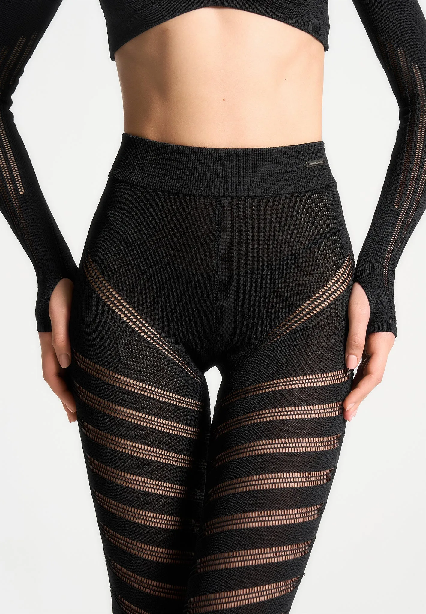 High Waisted Knitted Spiral Contour Leggings - Black