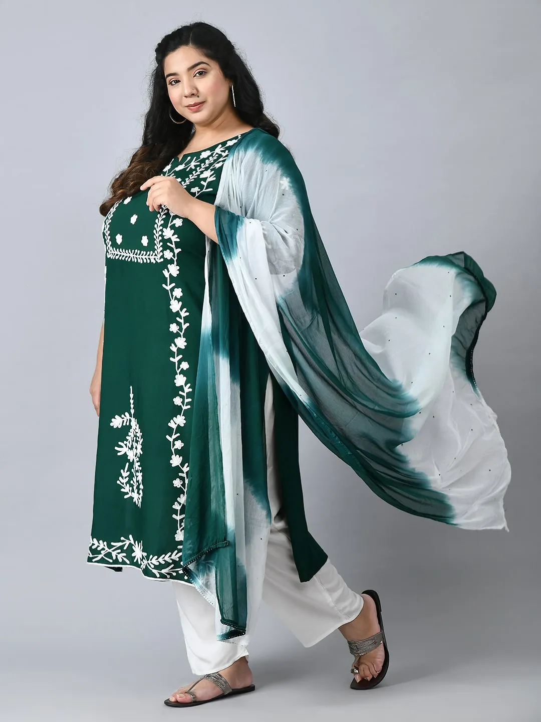 Plus Size Poetic Green Embroidered Kurta Pant Set with Dupatta