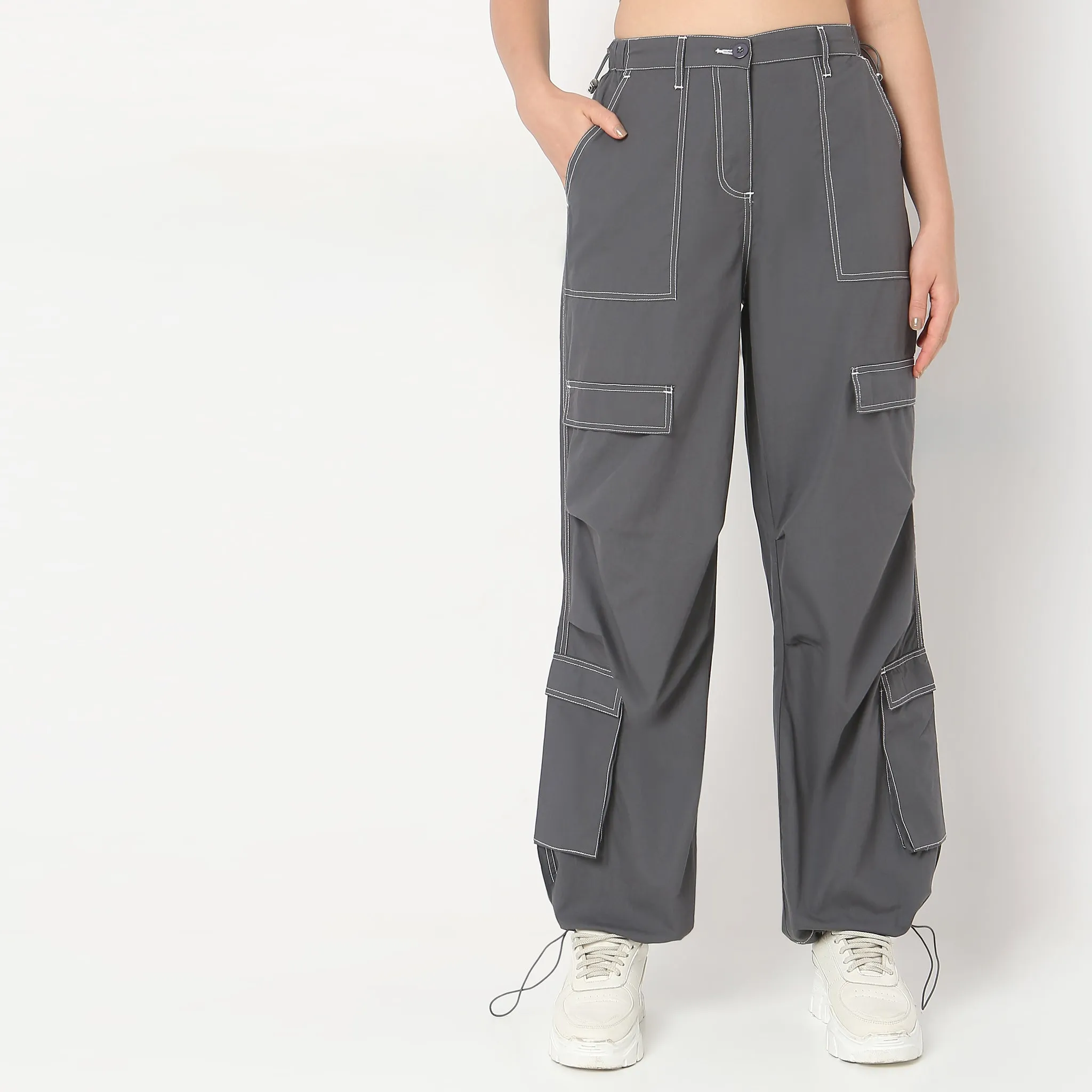 Relaxed Fit Mid Rise Pants