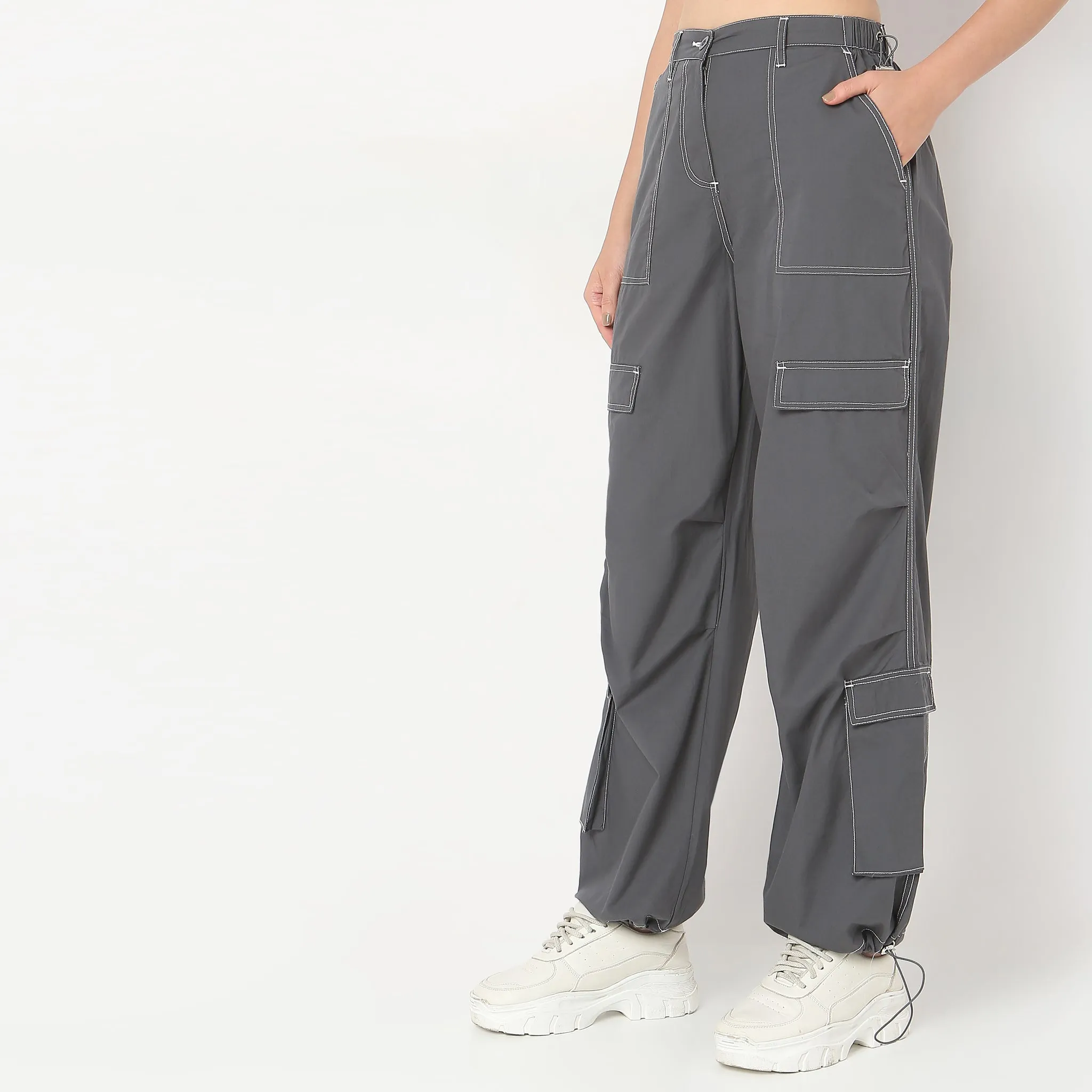 Relaxed Fit Mid Rise Pants