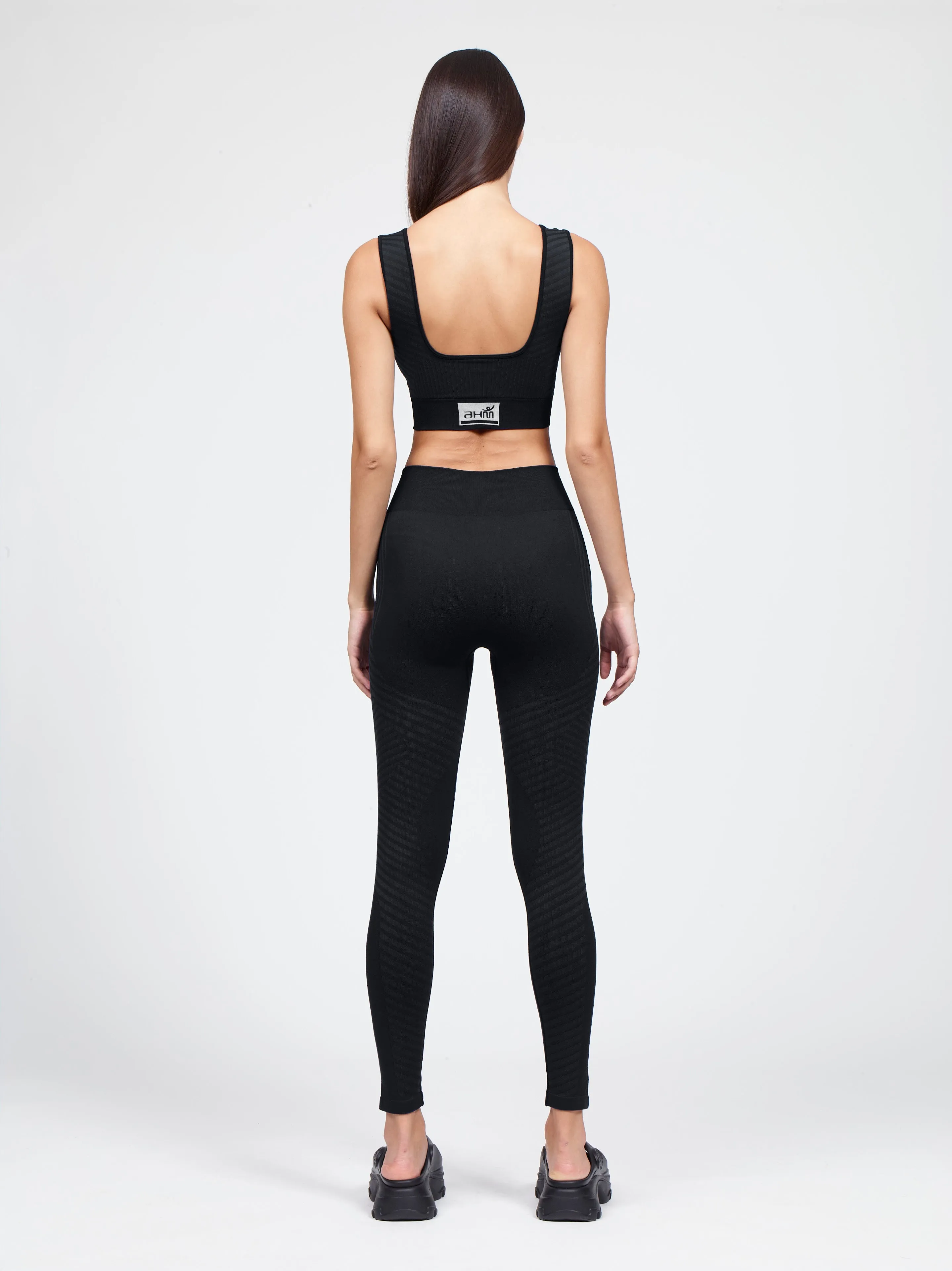 Scoop Neck Sport Bra & Compression Legging